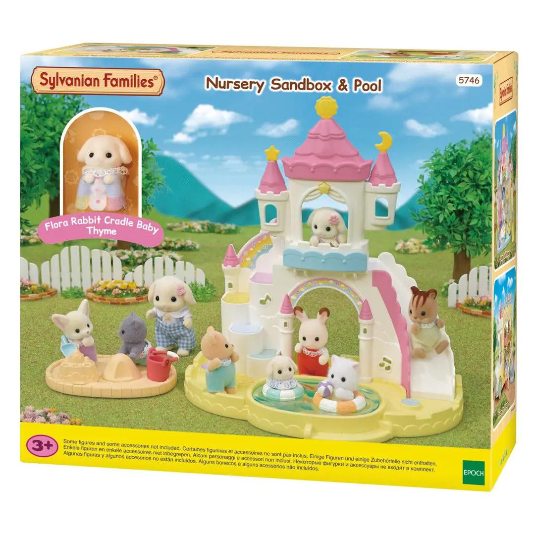 Sylvanian Families børnehavesæt – sandkasse og pool med figur – produktbillede 2