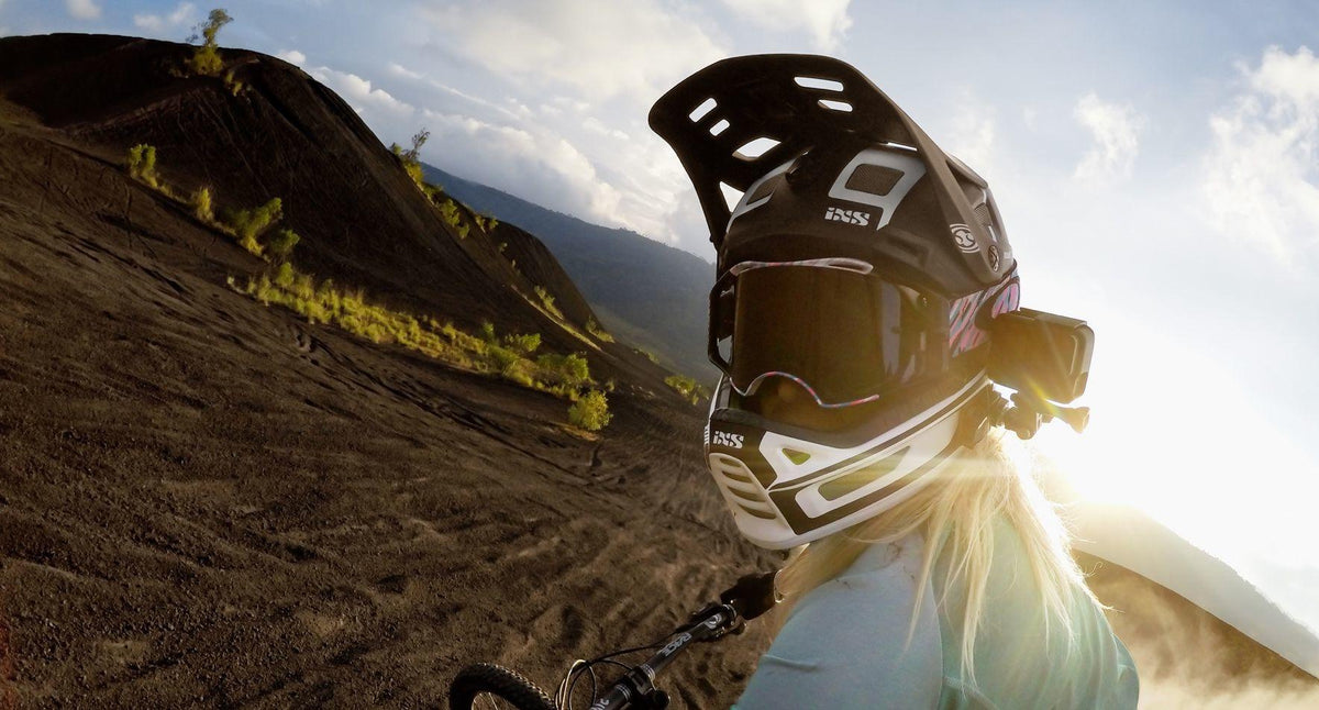 GoPro - Helmet Front + Side Mount GoPro