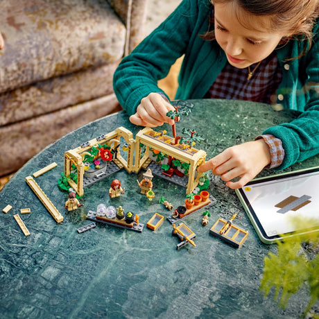 LEGO 76445 Harry Potter Hogwarts Castle: Herbology Class LEGO