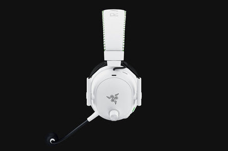 Razer BlackShark V3 Pro – Xbox – Trådløst headset – Hvid – ørekop og mikrofon fra siden