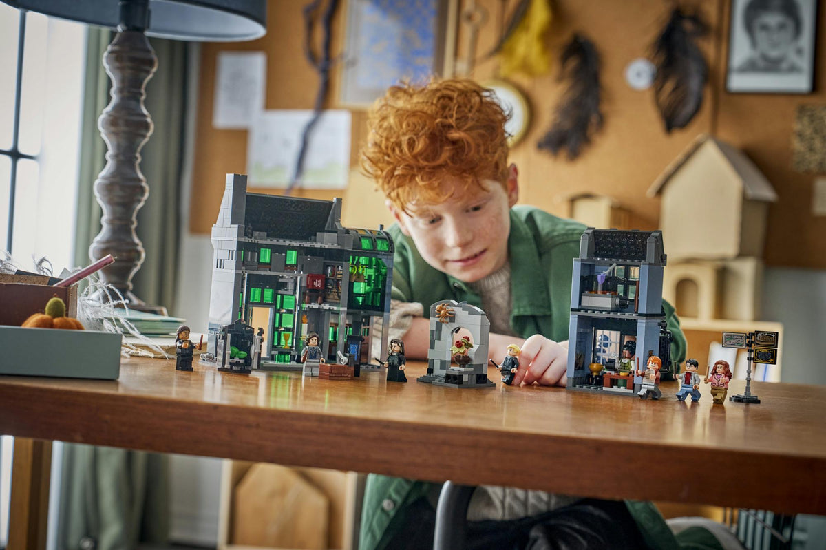 LEGO - Harry Potter TM - Knockturn Alley™ Wizarding Shops (76471) LEGO