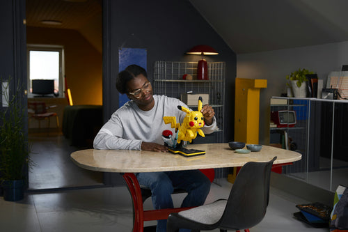 LEGO - Pokémon - Pikachu and Poké Ball (72152) Lego