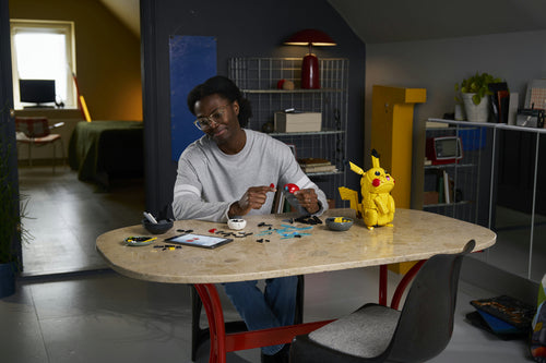LEGO - Pokémon - Pikachu and Poké Ball (72152) Lego