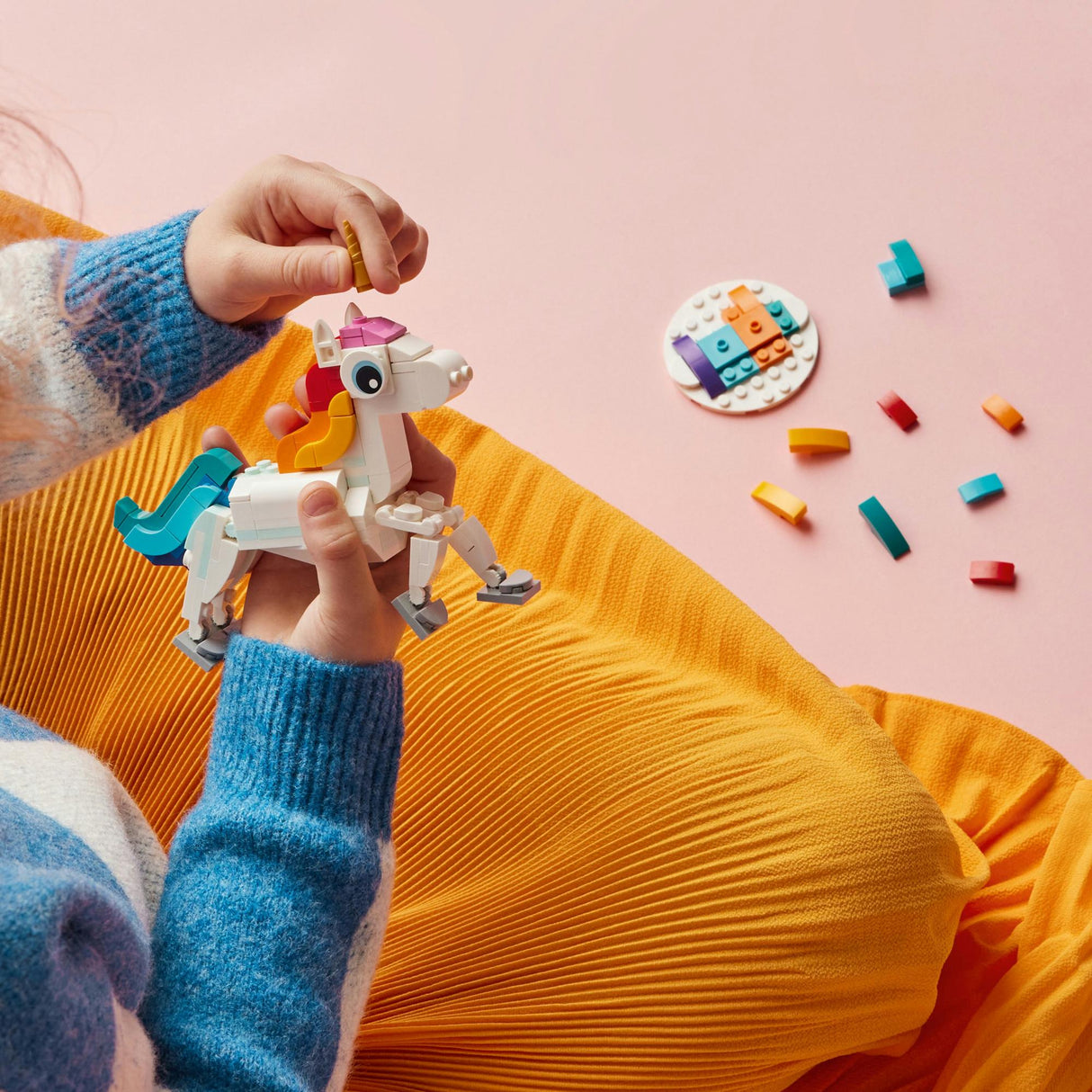 LEGO - LEGO Creator - Magical Unicorn (31140) LEGO