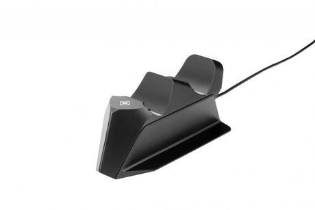 Sort Deltaco Gaming GAM-147-ladestation til PS5-controllere – set fra siden med kabel