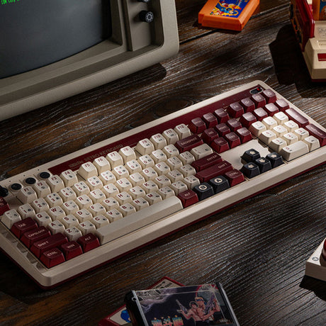 8BitDo Retro 108 Mechanical Keyboard Fami Edition – Tastatur i retroopsætning, øvrigt udstyr medfølger ikke