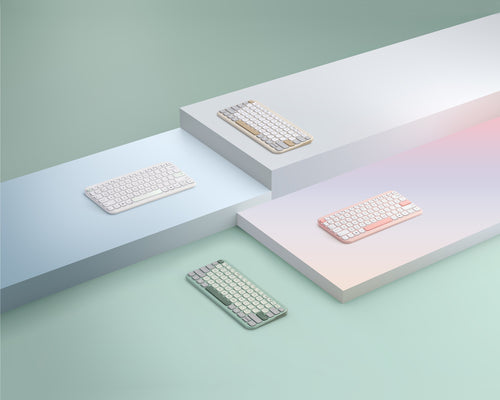 ASUS Marshmallow Keyboard KW100 – illustreret i brug (vinkel 2); tastaturlayout illustrativt
