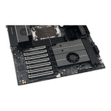 ASUS Pro WS W890E-SAGE SE – bundkort set skråt fra nederste kant