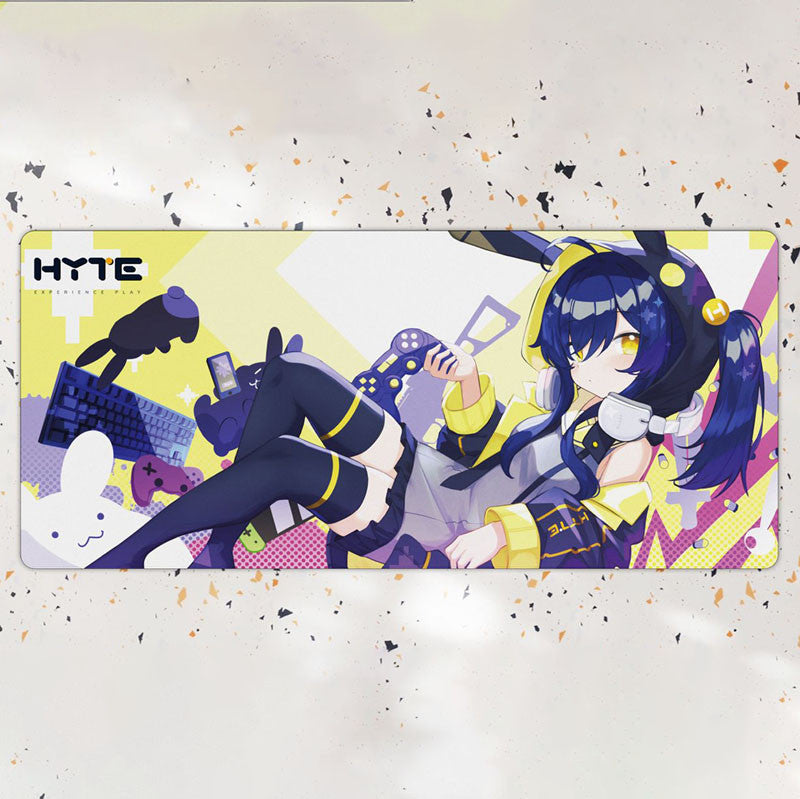 HYTE Bunny Splash Mousepad - 900 x 400