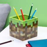 Grasblockstift und Blumentopf