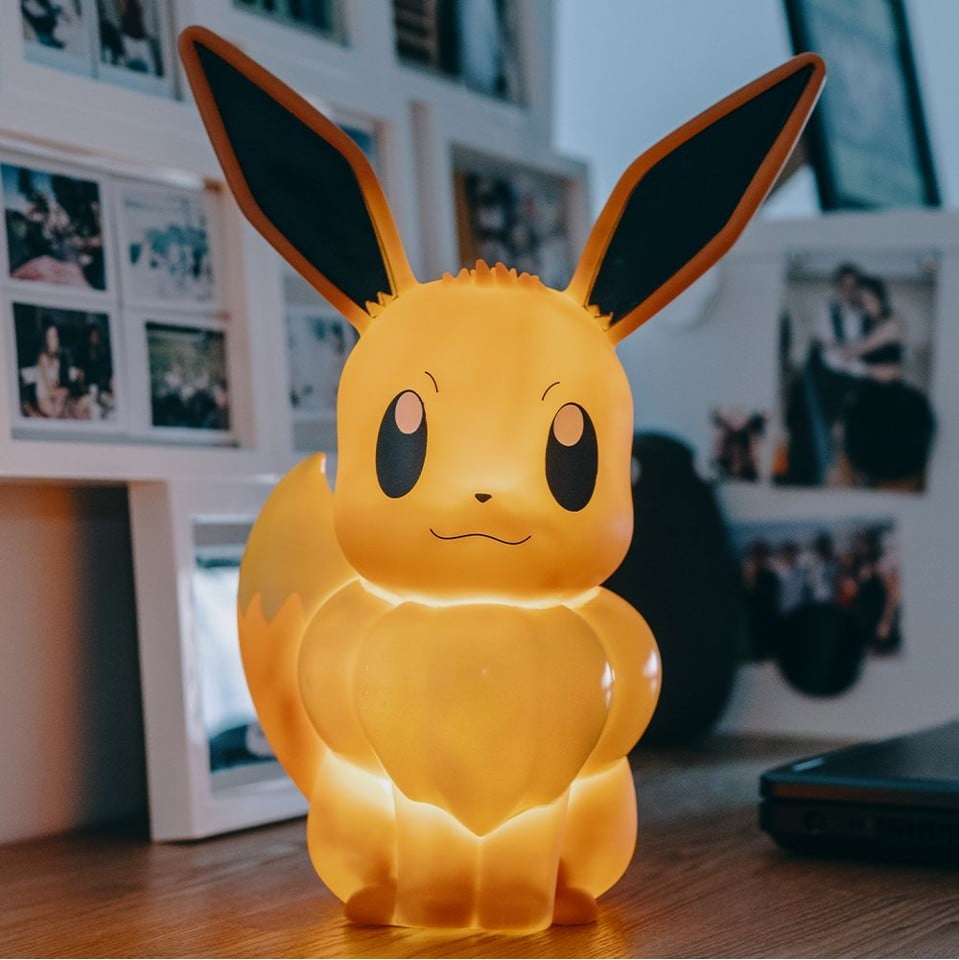 Pokémon Evoli leuchtende 3D-Figur