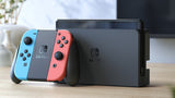 Nintendo Switch (OLED-Modell) Neon-Rot/Neon-Blau