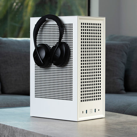 Hyte Revolt 3 Mini ITX - White HYTE
