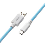 CableMod Pro Coiled Keyboard Cable USB A to USB Type C, Blueberry Cheesecake - 150cm - Geekd Gamernes valg